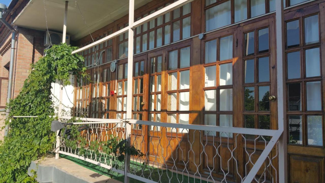 Gulnara Guesthouse Taškent Exteriér fotografie